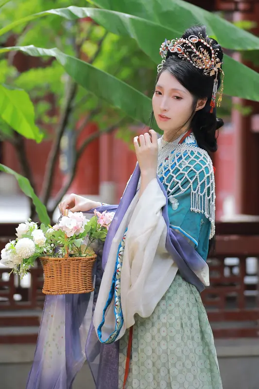 [YITUYU艺图语]2025.01.30 秋风起 李猜 7