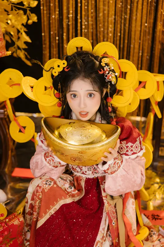[YITUYU艺图语]2025.01.30 蛇年大吉 衔鹿 6